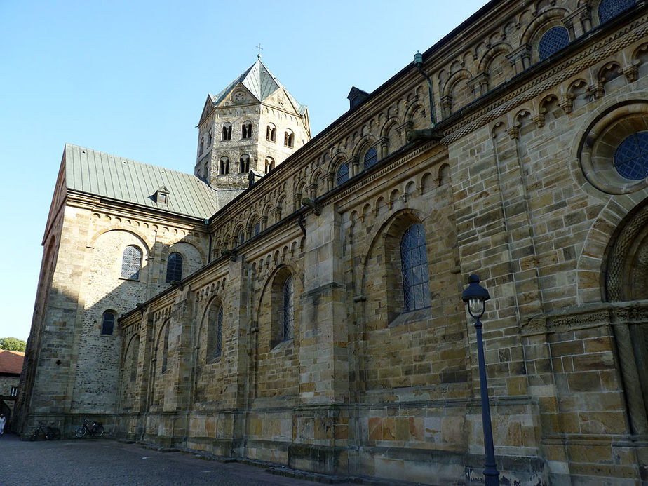 Der Osnabrücker St. Petrus Dom (Foto: Karl-Franz Thiede)